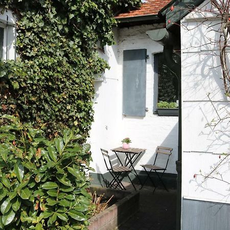 Kleines, Gemuetliches Haeuschen Apartment Monchengladbach Exterior photo